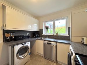 Photo 9- click for photo gallery